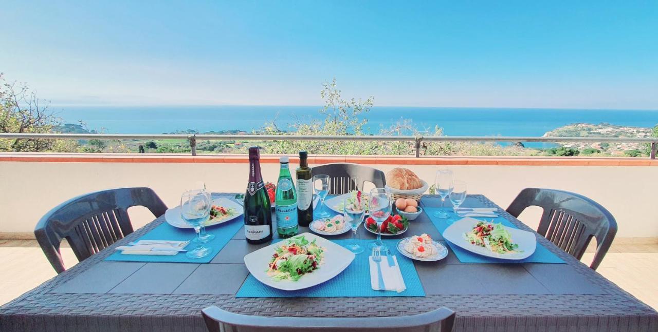 Naturamare Apartments - Piscina Idromassaggio Con Vista Mare Aperta Fino Alle Ore 22-00 カーポ・ヴァチカーノ エクステリア 写真