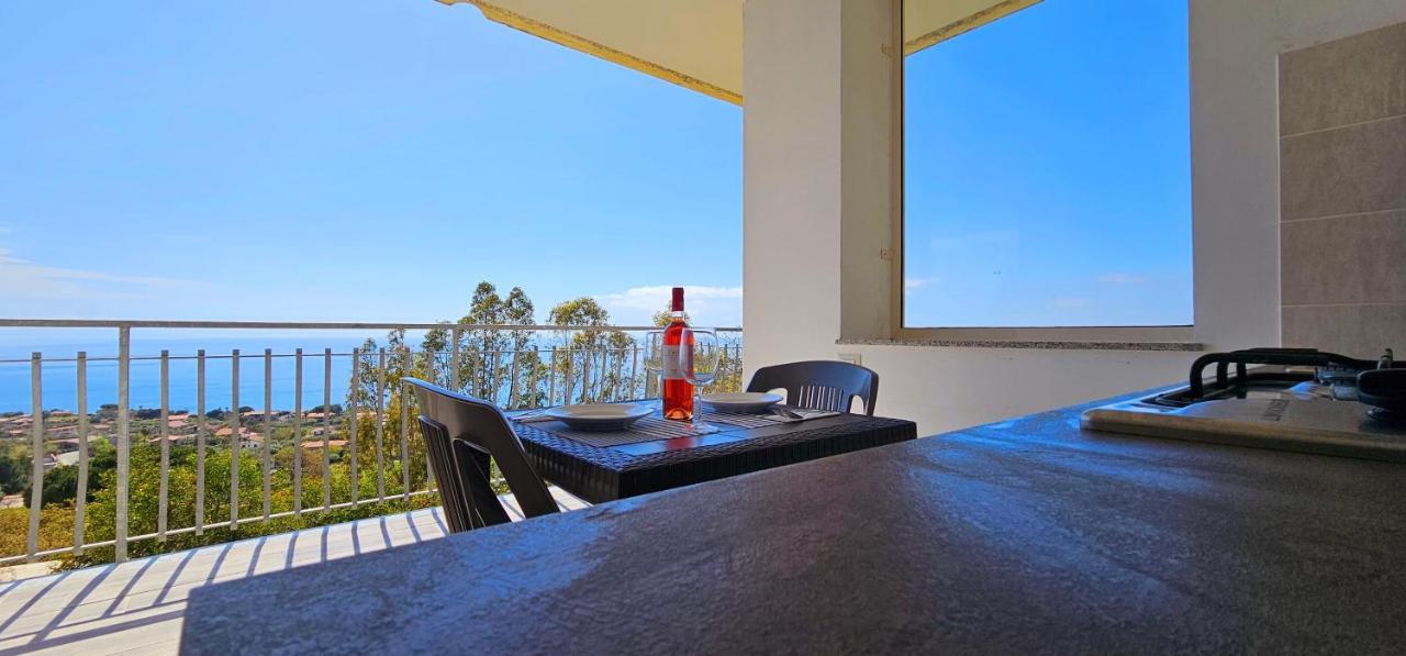 Naturamare Apartments - Piscina Idromassaggio Con Vista Mare Aperta Fino Alle Ore 22-00 カーポ・ヴァチカーノ エクステリア 写真