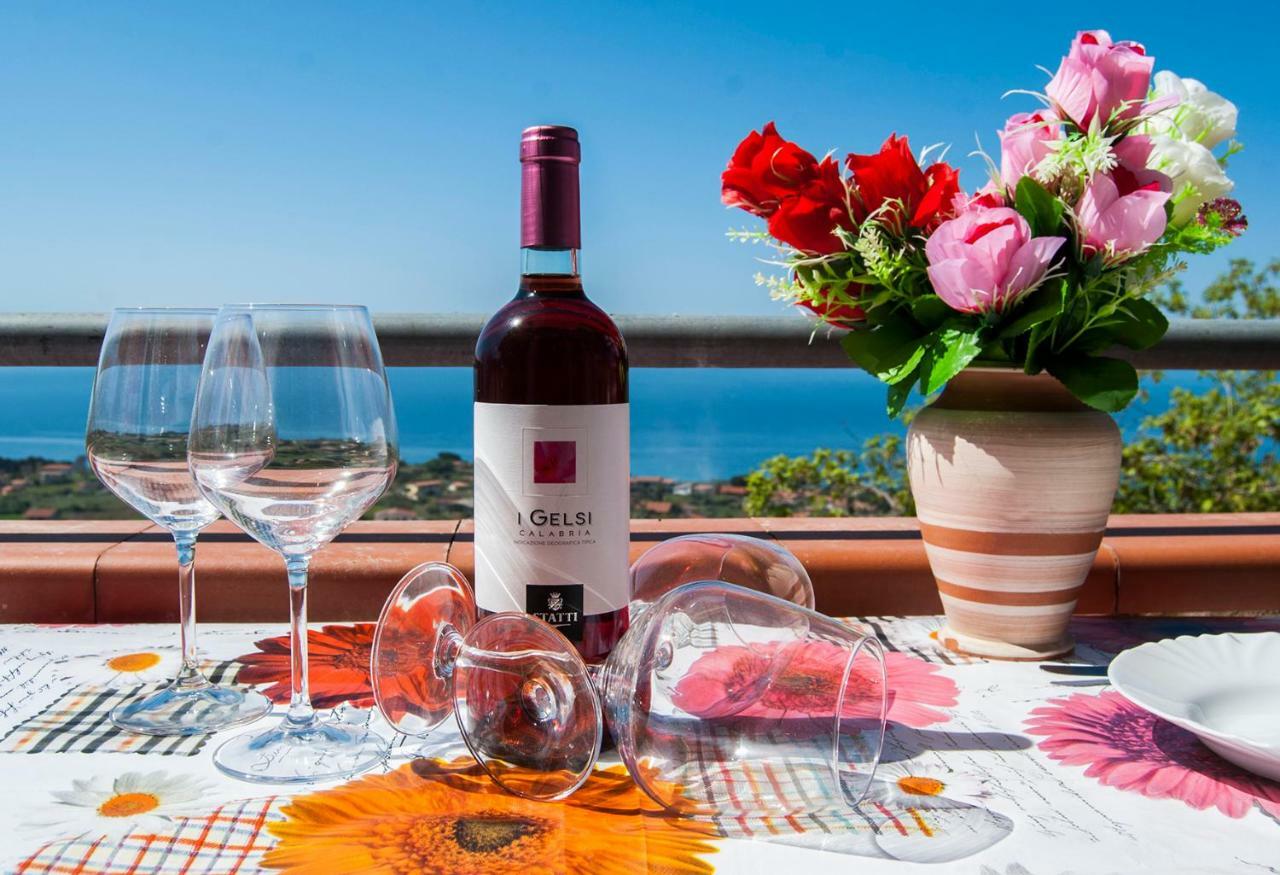 Naturamare Apartments - Piscina Idromassaggio Con Vista Mare Aperta Fino Alle Ore 22-00 カーポ・ヴァチカーノ エクステリア 写真